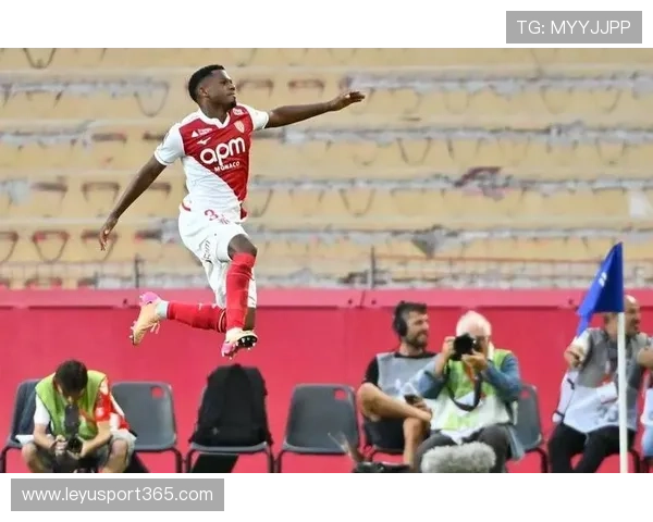 摩纳哥锋线球员频繁错失良机 临门一脚亟待提升