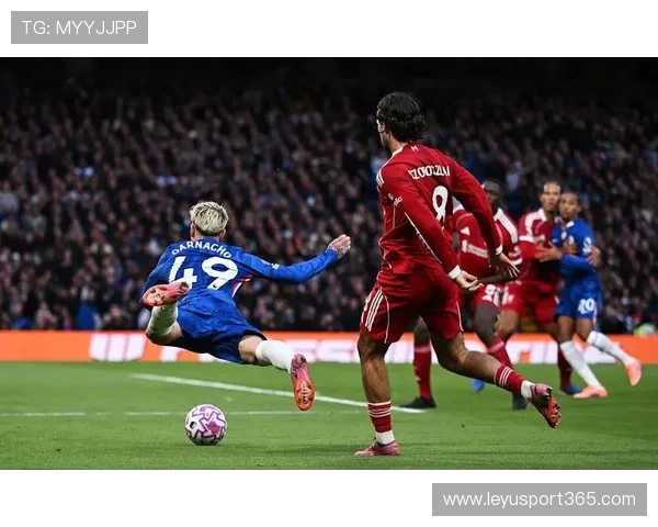 切尔西凭借埃斯特旺最后时刻绝杀利物浦取得胜利士气大振